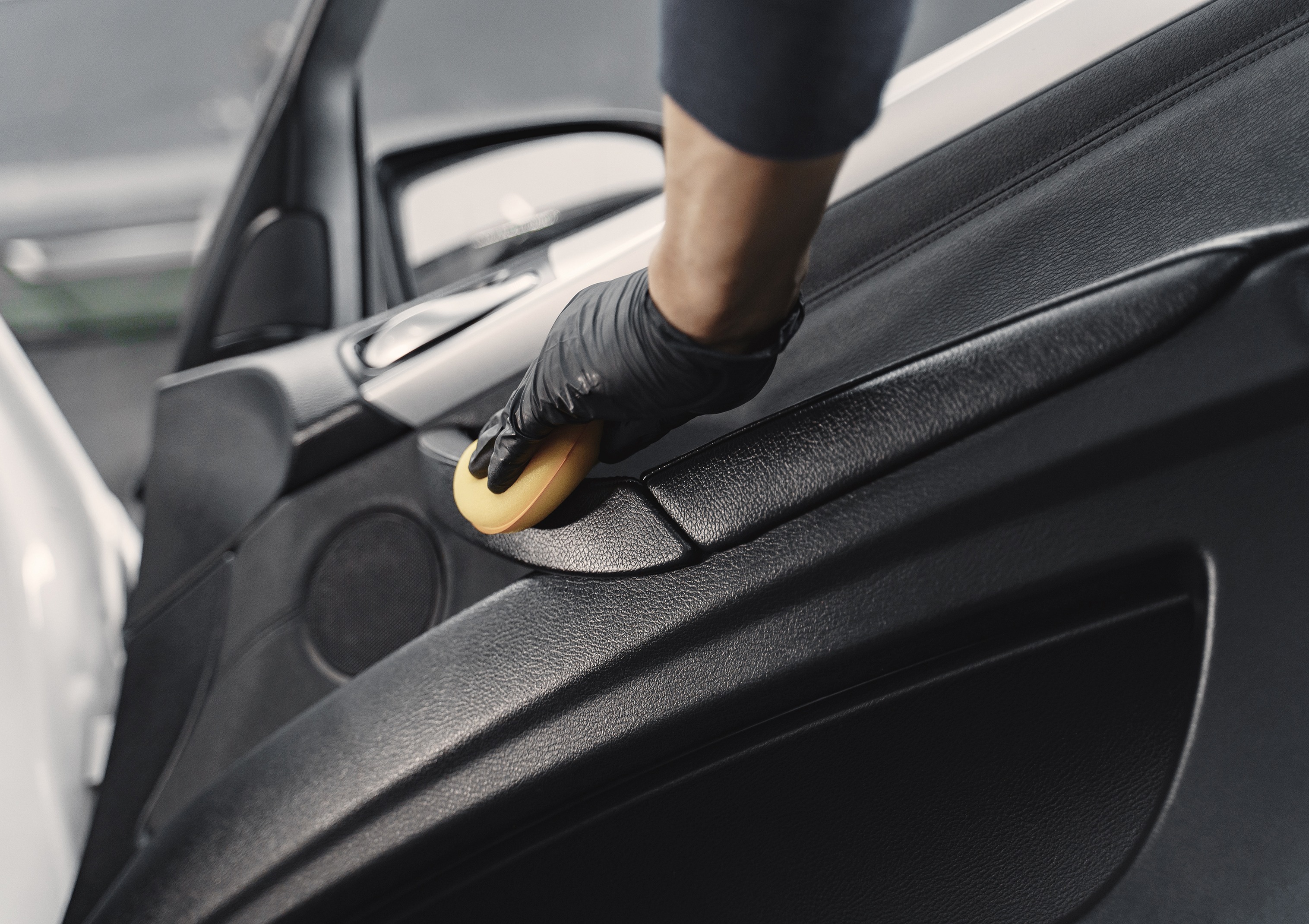 Common Image dinesten_images_1754915508.jpg Ruitreparatie Renault | Garage Kleine & Zn.