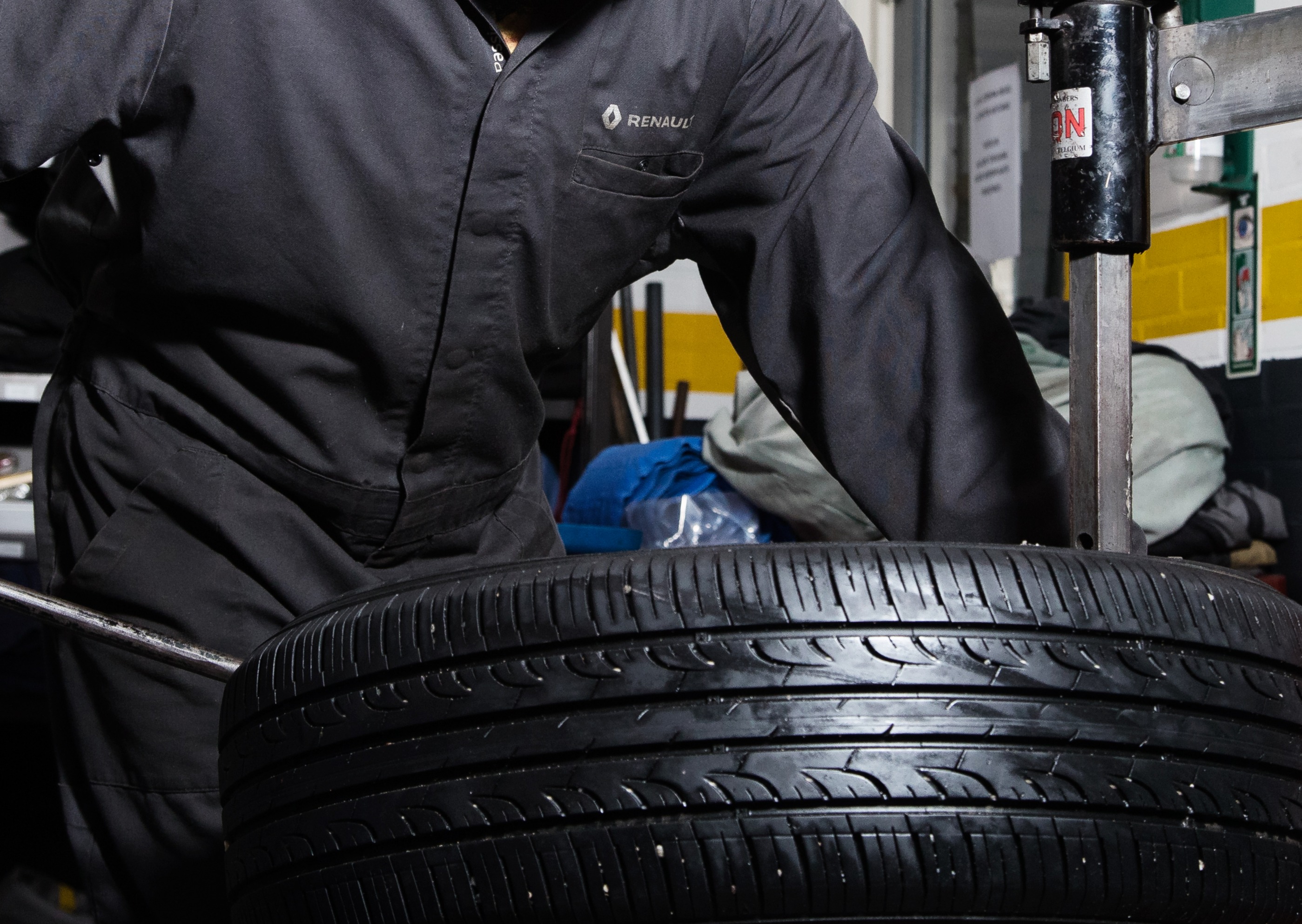 Common Image dinesten_images_1758032920.jpg Bandenservice Renault | Garage Kleine & Zn.